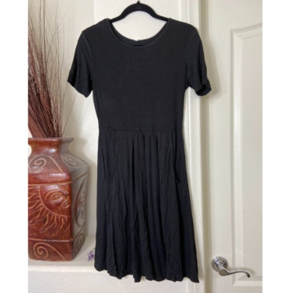 NWT DouBCQ Black T-Shirt Swing Flowy with Pockets Casual Dress Small - Picture 1 of 12
